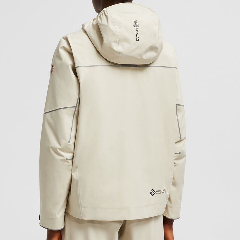 VISAILLE HOODED GORE-TEX SHORT DOWN JACKET