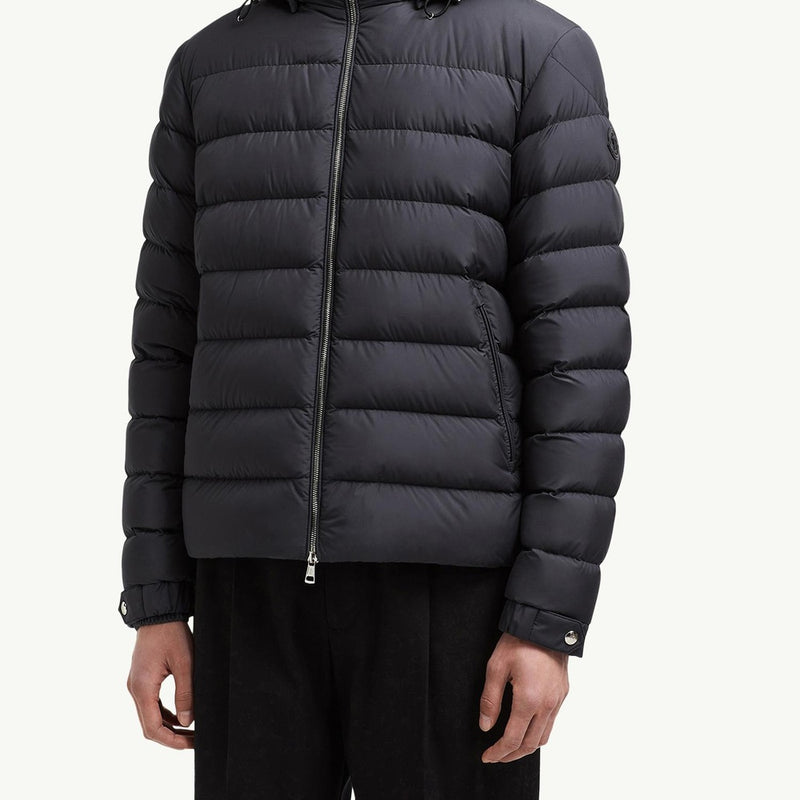 Arneb Hooded Short Down Jacket