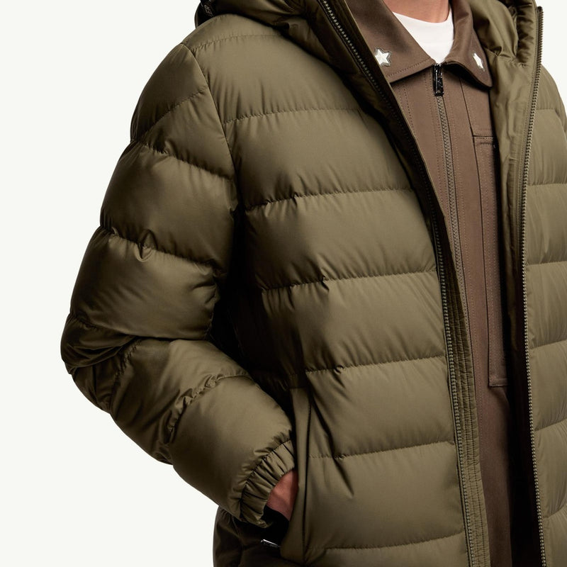 Laveraet Hooded Short Down Jacket