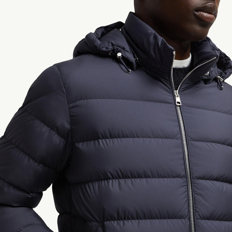 Arneb Hooded Short Down Jacket