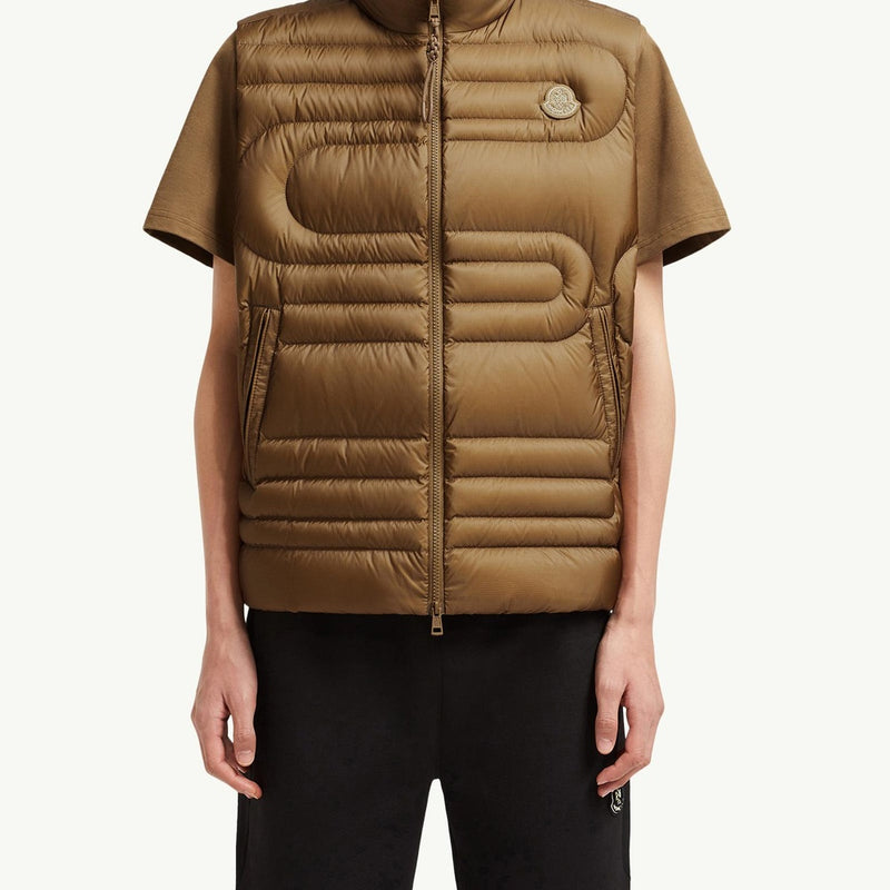 Emeishan Snake-Quilted Down Gilet