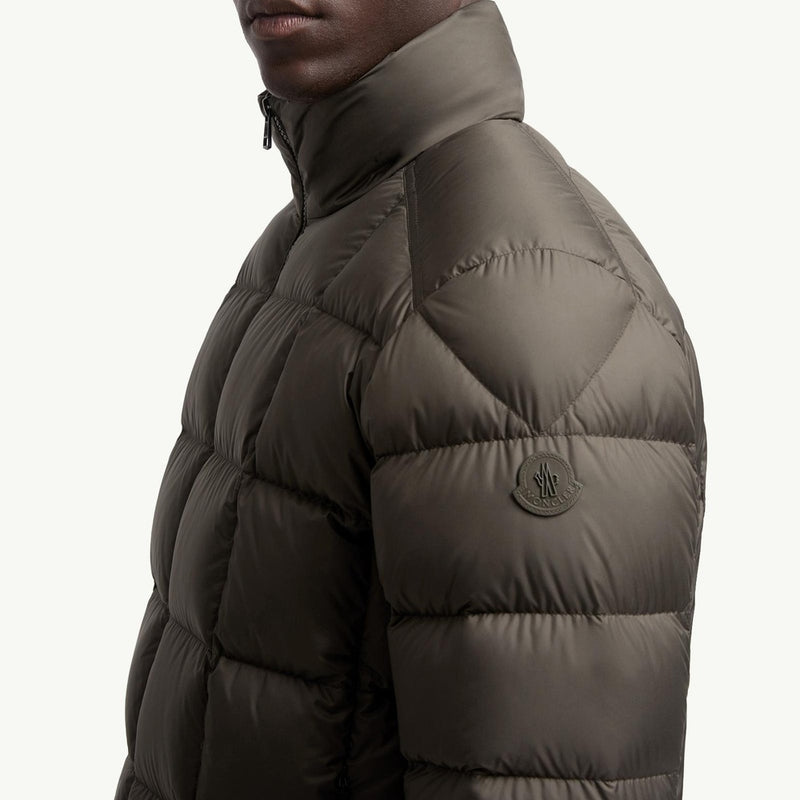 Eglise Square-Quilted Hooded Short Down Jacket
