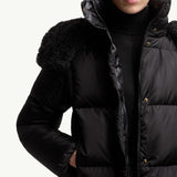 Castelnou Square-Quilted Hooded Short Down Jacket