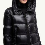 Serittes Hooded Short Down Jacket