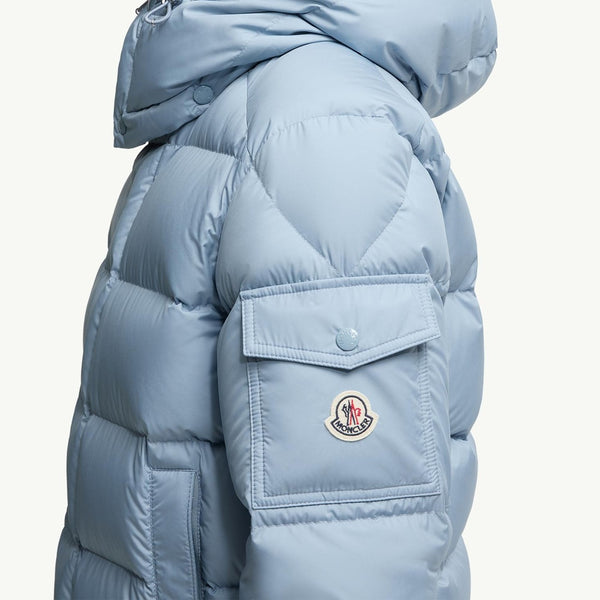 Moncler Maya 70 Hooded Short Down Jacket