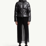 Wineck Hooded Geometric-Quilted Short Down Jacket