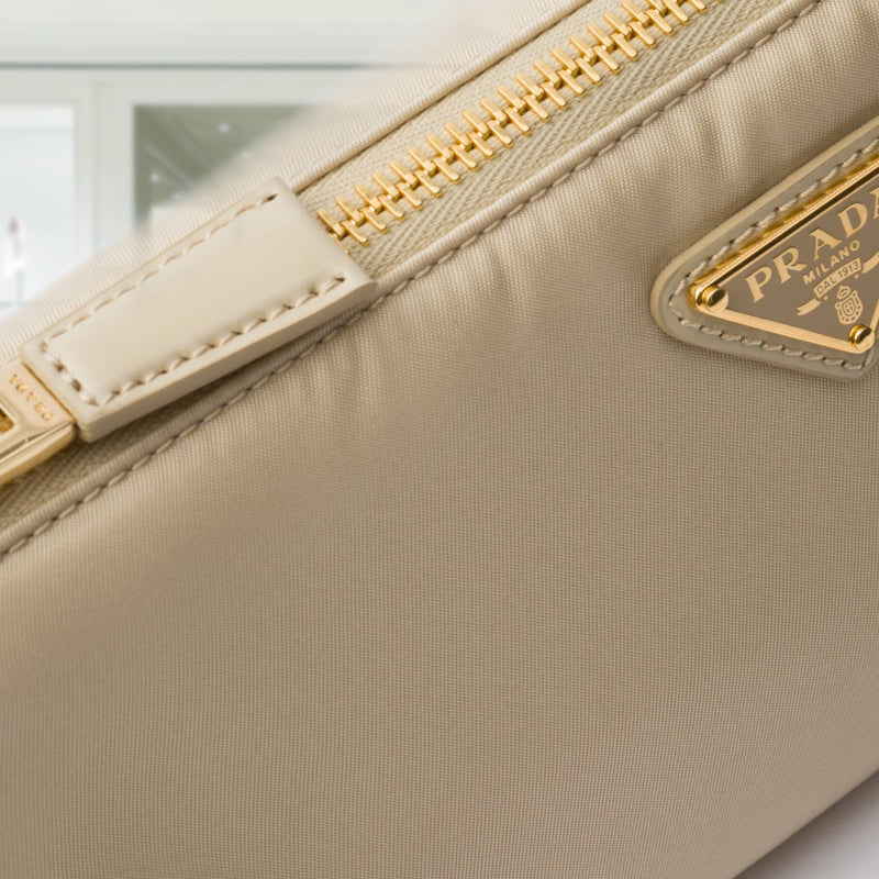 Re-Edition 2002 Re-Nylon and brushed leather shoulder bag