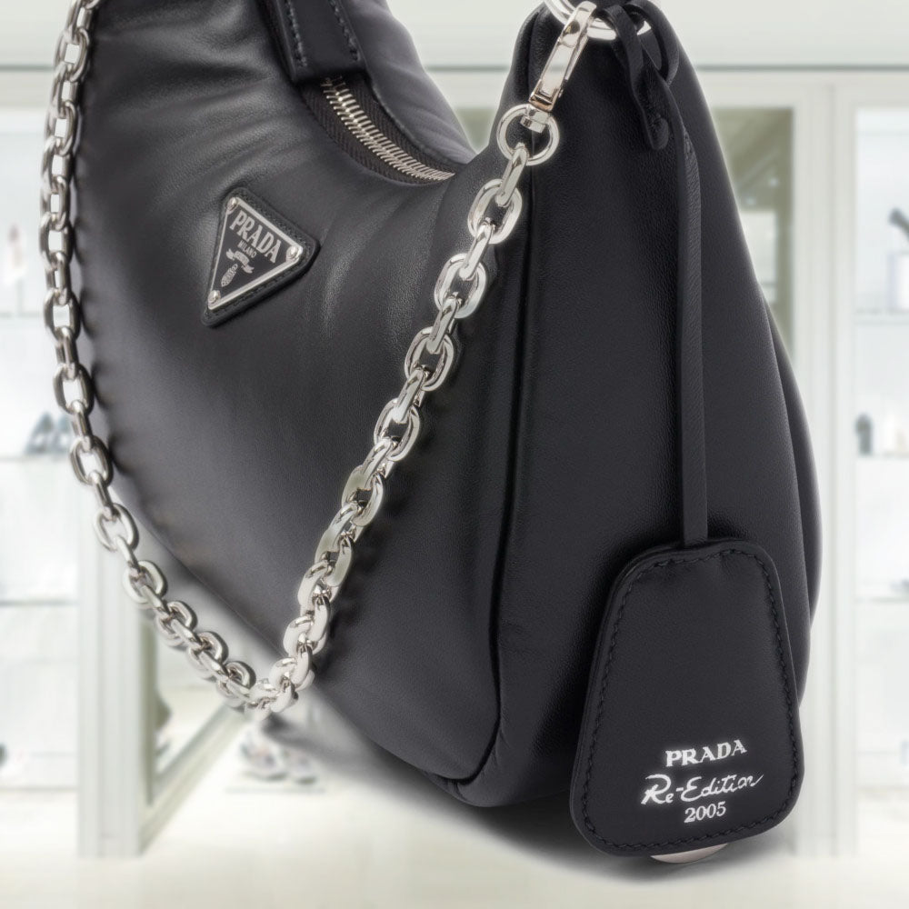 ショルダーバッグ・ポシェット Prada Padded Nappa Leather Re-Edition 2005 Shoulder Bag PRADA Padded nappa-leather Prada Re-Edition 2005 shoulder