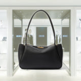 Medium leather handbag