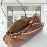 Medium leather handbag