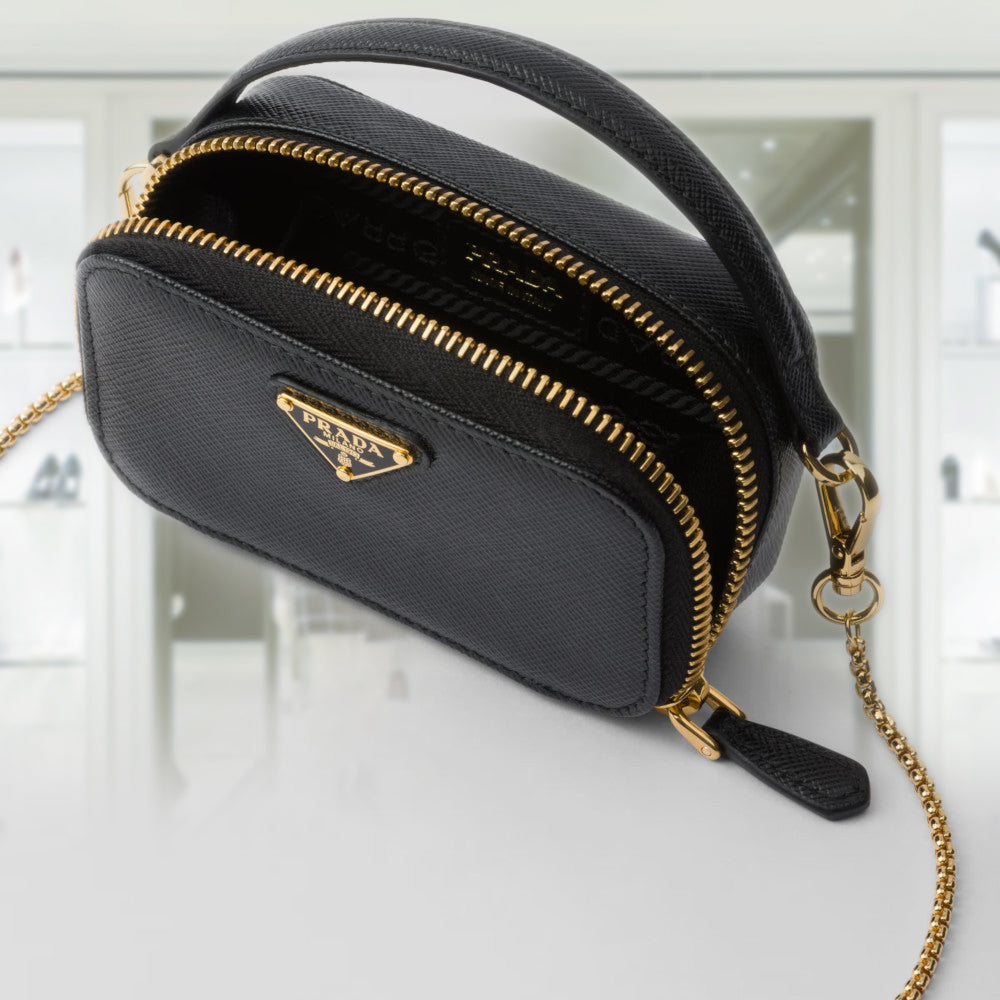 PRADA 新作 ショルダーバッグ 黒 Saffiano leather mini pouch Black Saffiano leather mini-pouch | PRADA