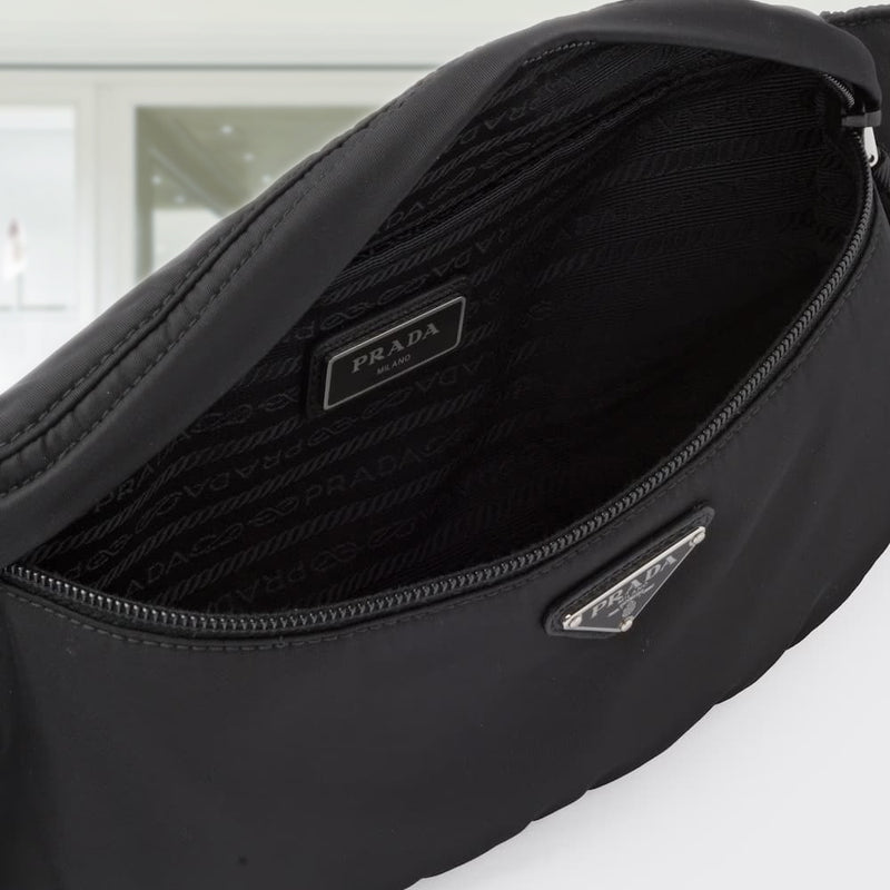 Re-Nylon belt bag