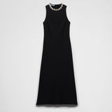 Embroidered sablé dress