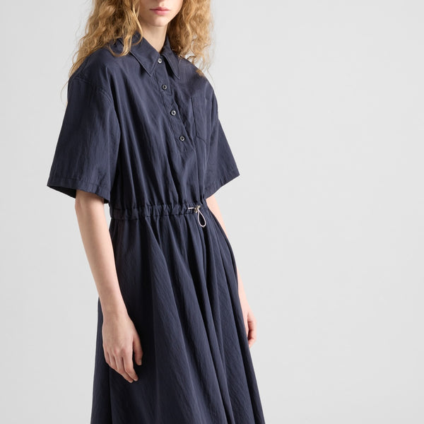 Short-sleeved technical pongé dress