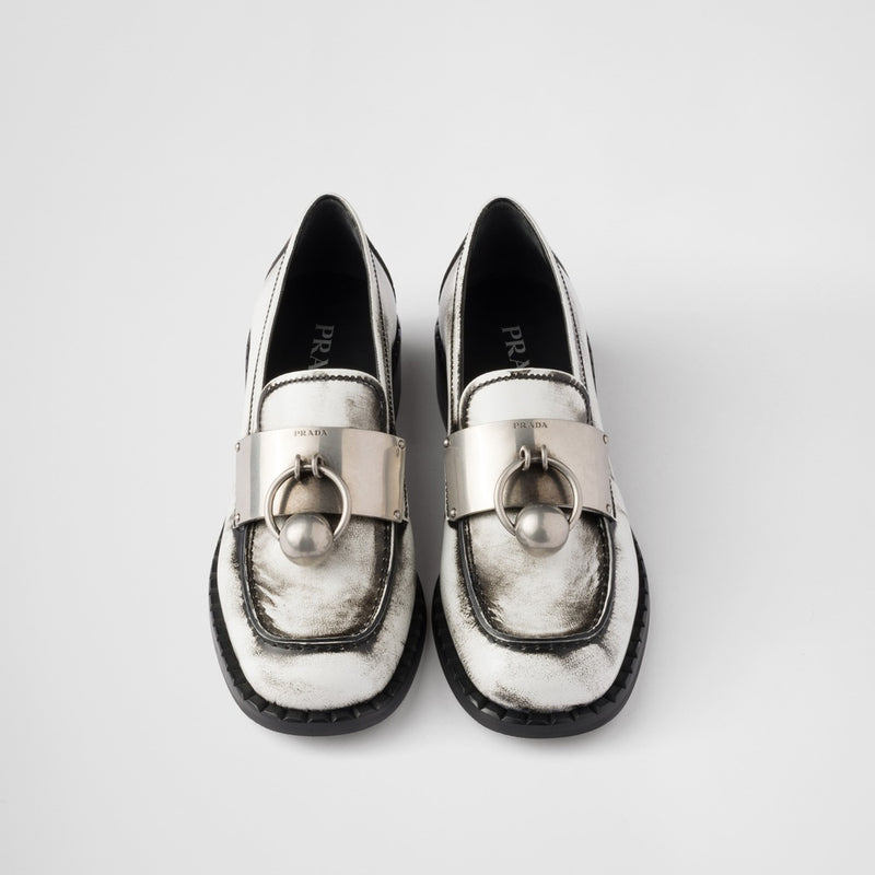 Brushed leather loafers with metal details