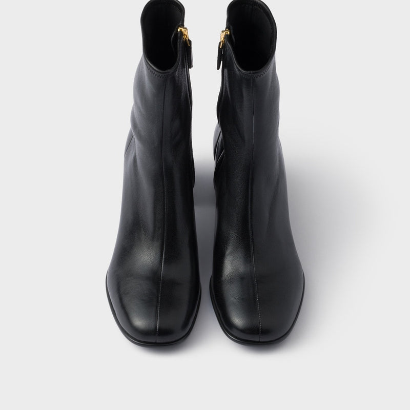 Stretch nappa leather booties