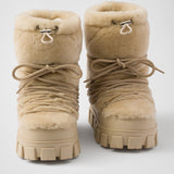 Shearling après ski booties