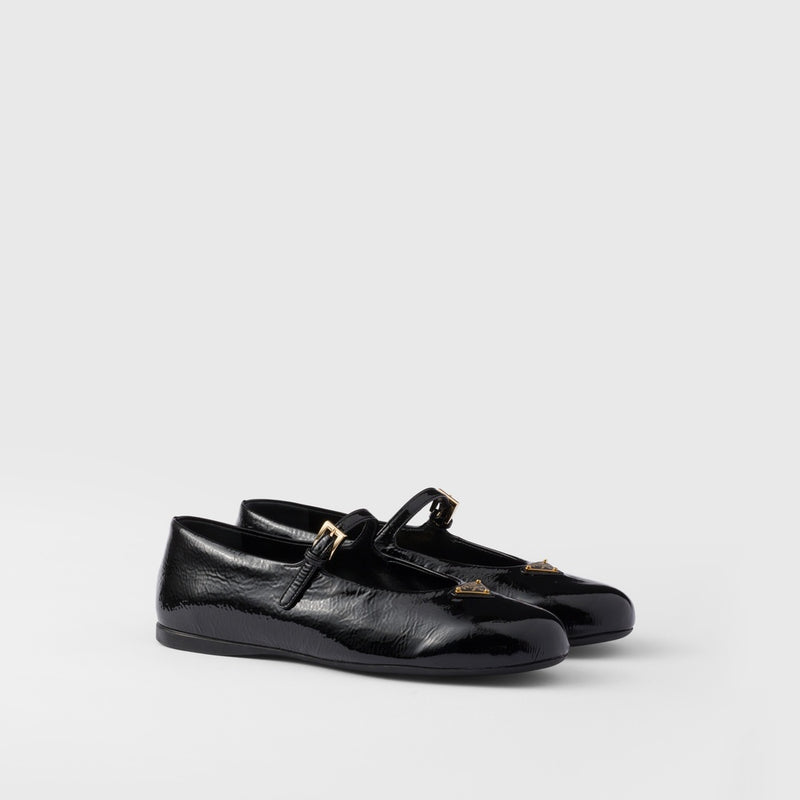 Naplak patent leather ballerinas