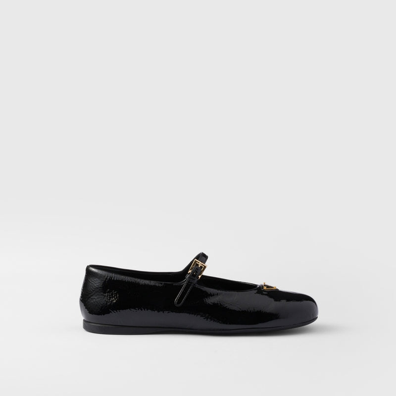 Naplak patent leather ballerinas