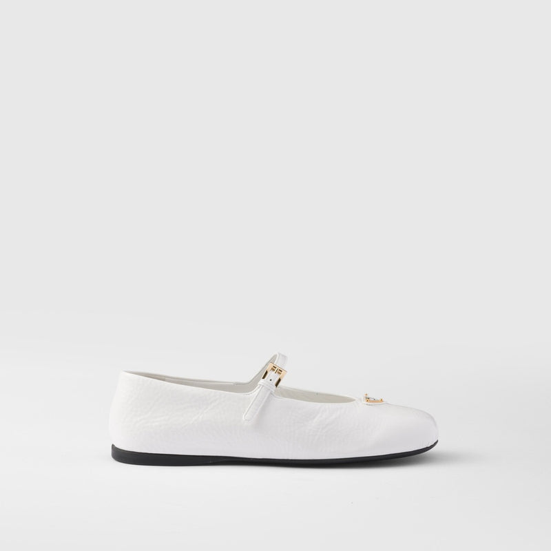 Naplak patent leather ballerinas