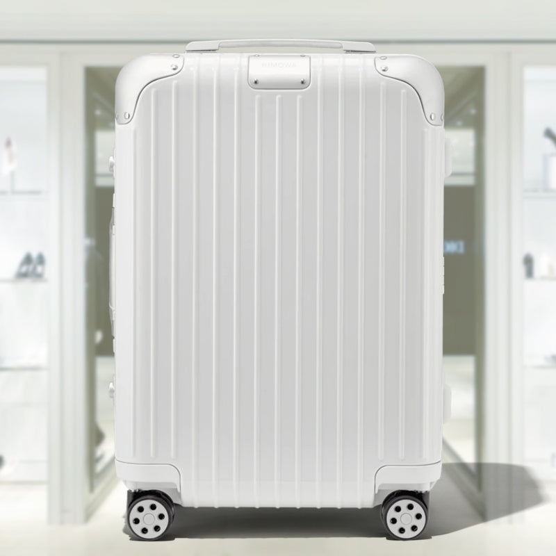 HYBRID Cabin