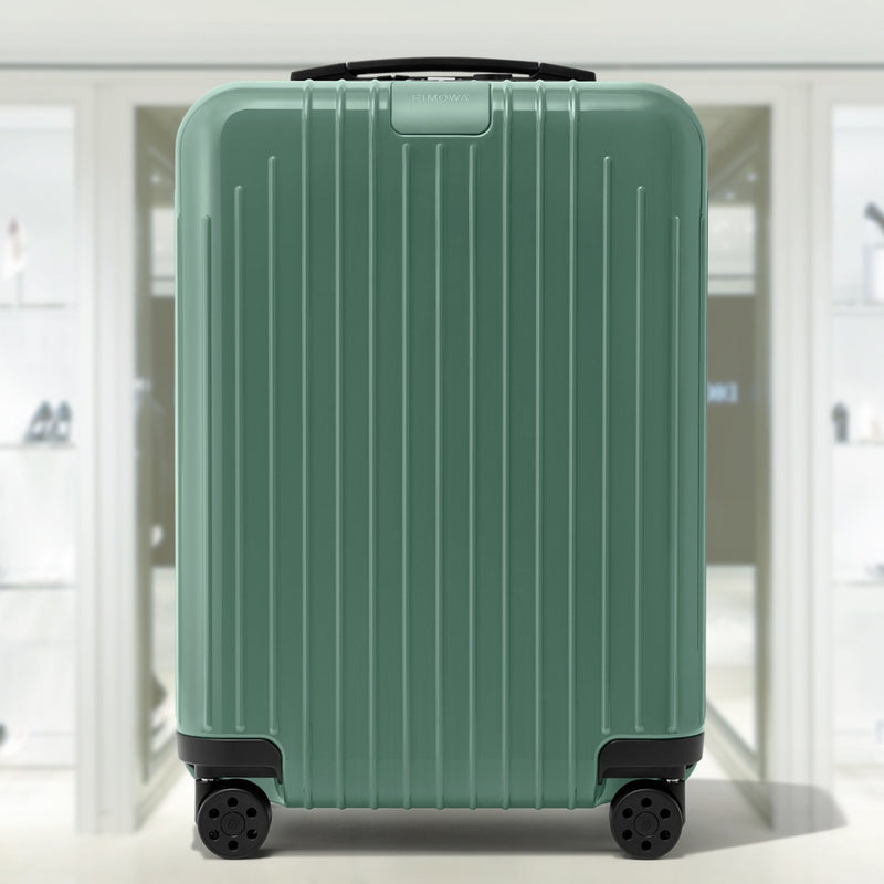 ESSENTIAL LITE Cabin