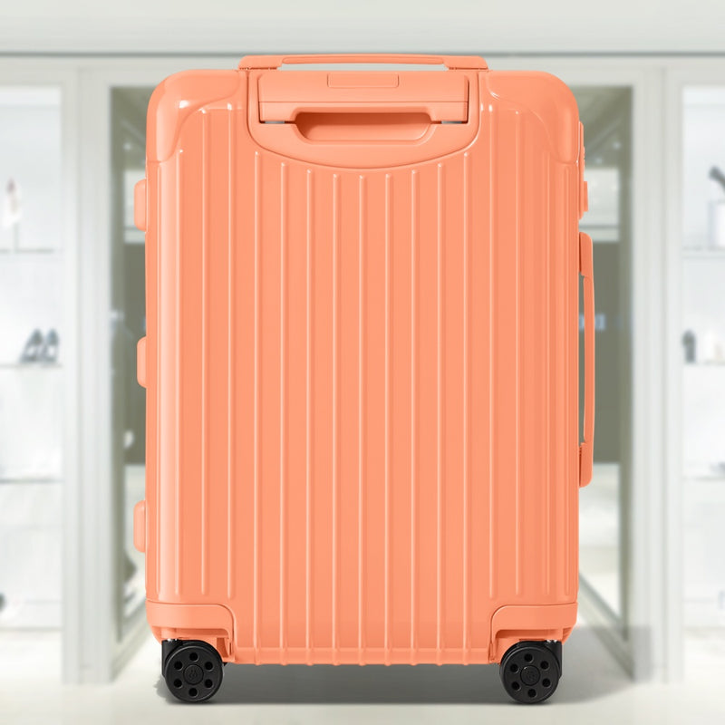 ESSENTIAL Cabin