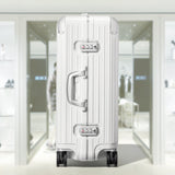 HYBRID Check-In M