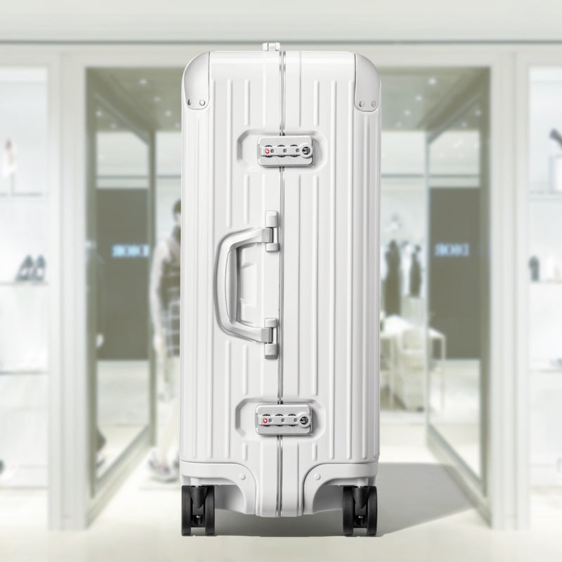 HYBRID Check-In M
