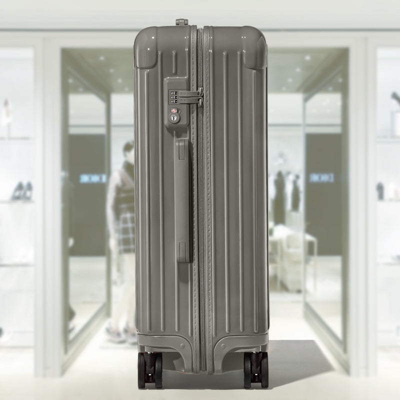 ESSENTIAL Check-In M