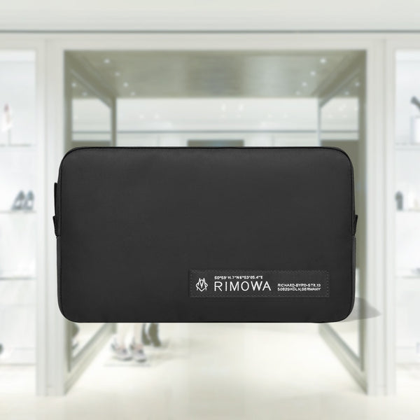 TRAVEL ACCESSORIES Toiletry Pouch