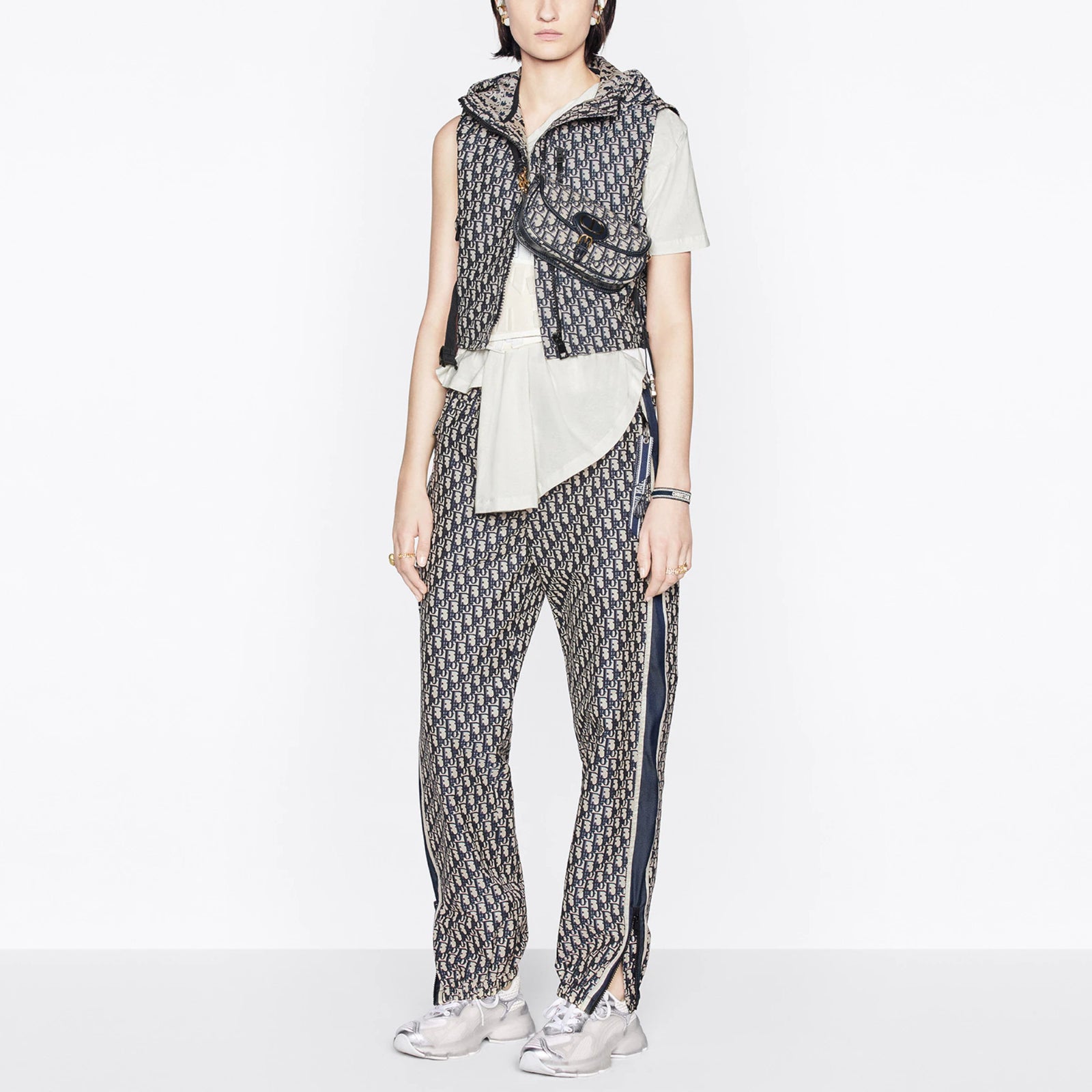 Dior HOODED VEST 217G17A2970_X5803 – BORDER-GARA