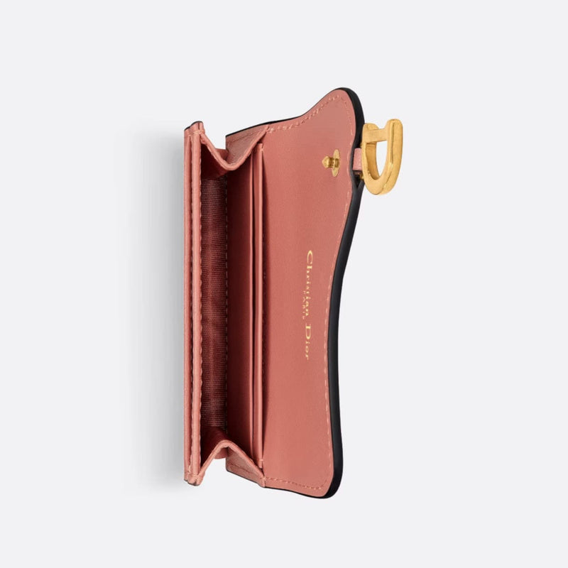 SADDLE FLAP CARD HOLDER