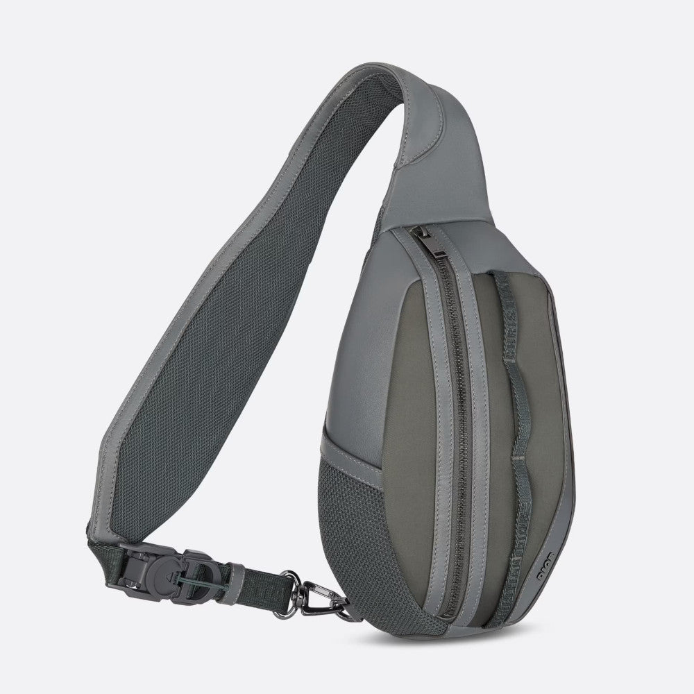 Dior Scarab バッグ【一回だけ使用】 Dior Scarab バッグ【一回だけ使用】