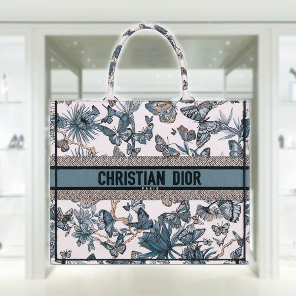 【全面刺繍でお洒落★】Miss Dior Dior Book Tote バッグ ラージ Dior Large Dior Book Tote M1286ZEZY_M75E – BORDER-GARA