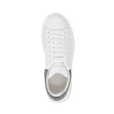 Oversize sole’ sneakers
