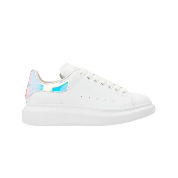 Oversize sole’ sneakers