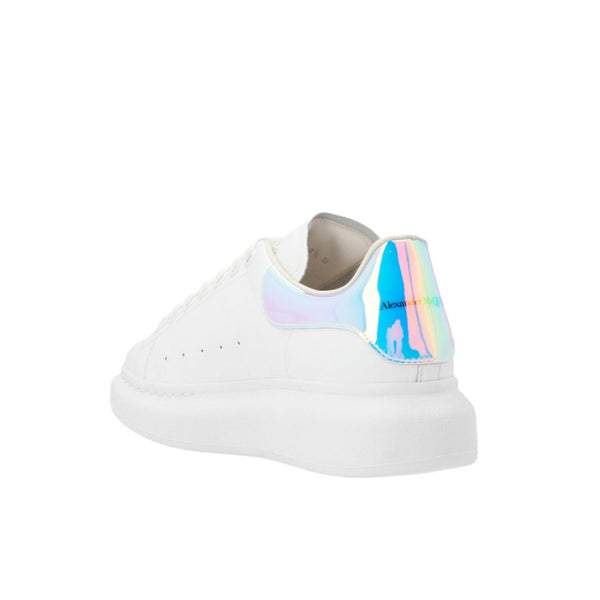 Oversize sole’ sneakers