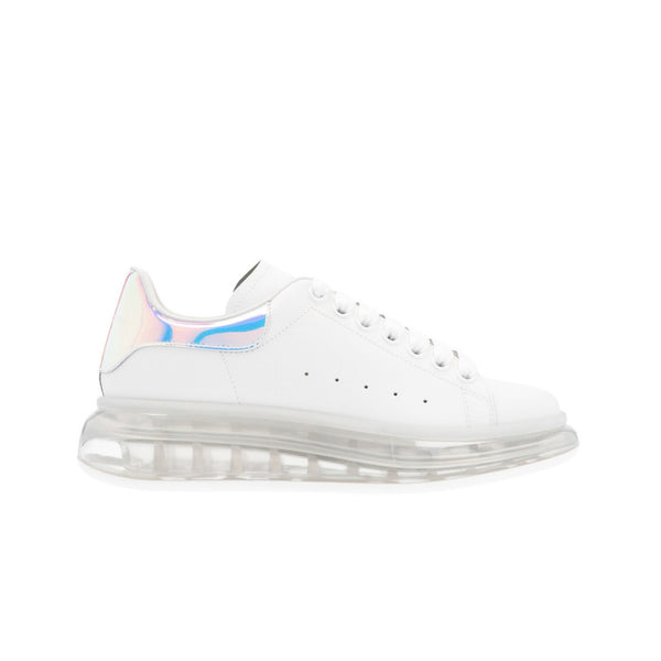 Oversize sole’ sneakers