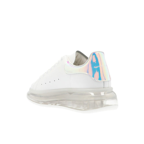 Oversize sole’ sneakers