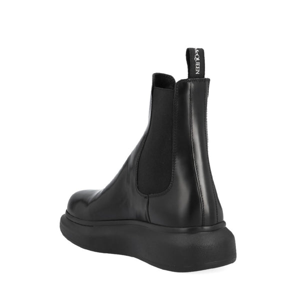 Oversize sole’ chelsea boots