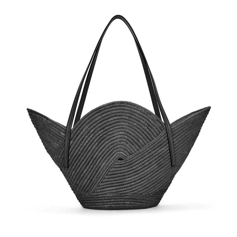 Petal basket bag in raffia and calfskin