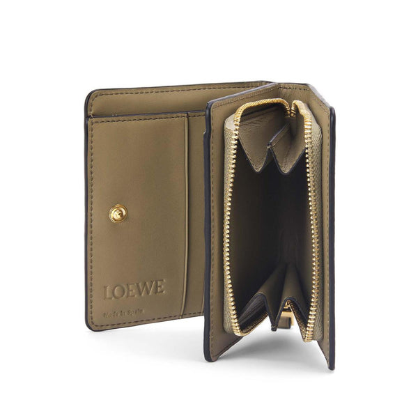 Puzzle compact zip wallet in classic calfskin