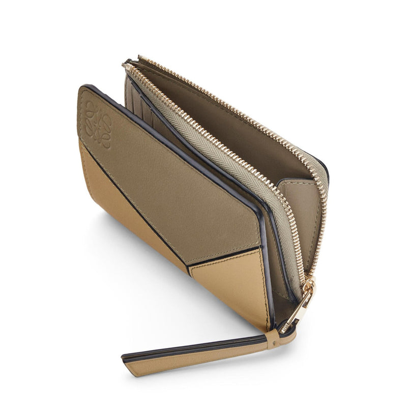 Puzzle slim bifold wallet in classic calf