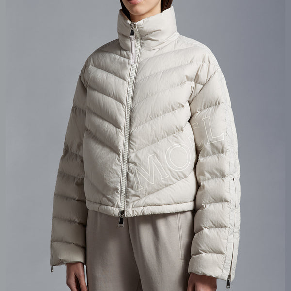 Vonnes Short Down Jacket