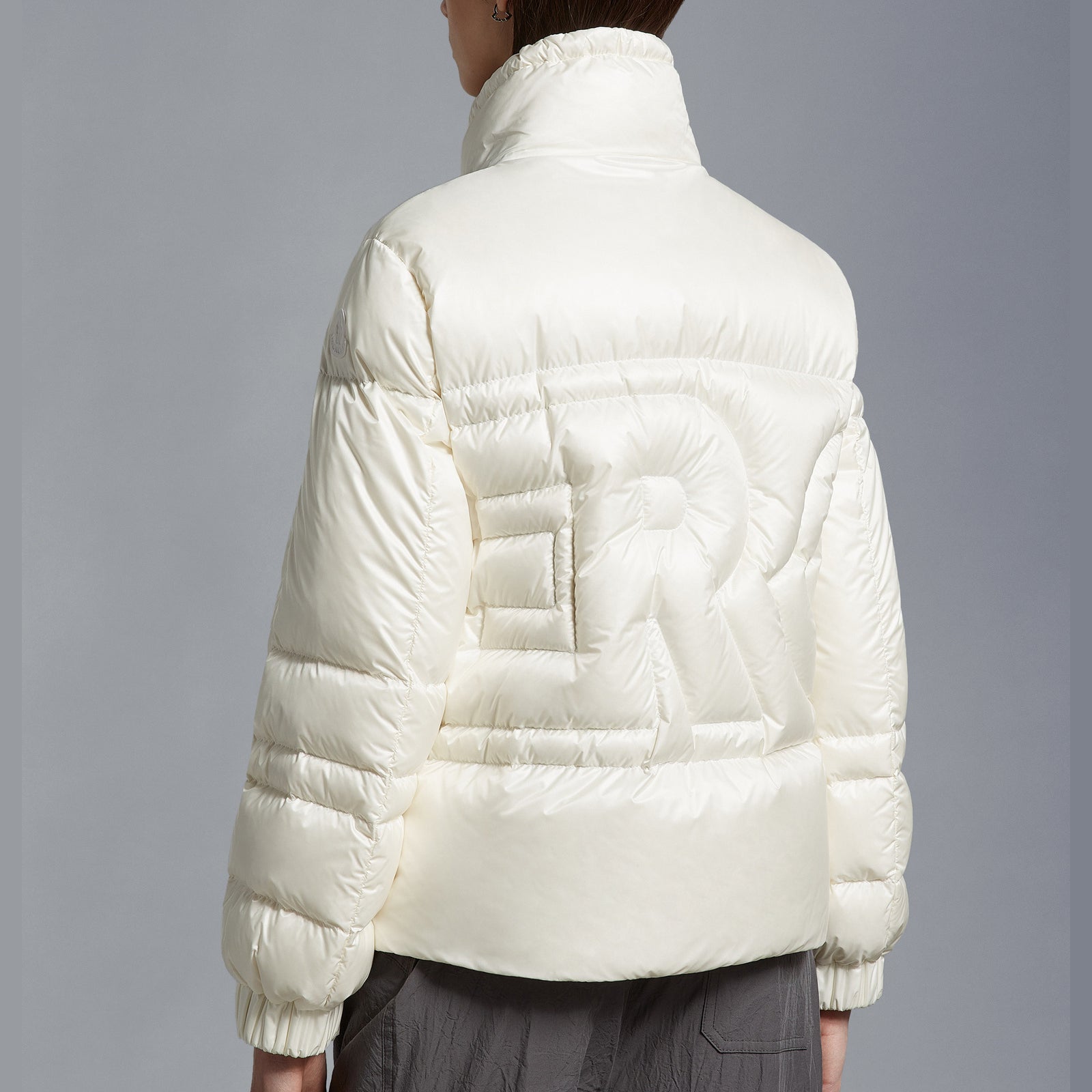 ニコ(MONCLER 追加) 8G00004-89AWV-blk-01.jpg