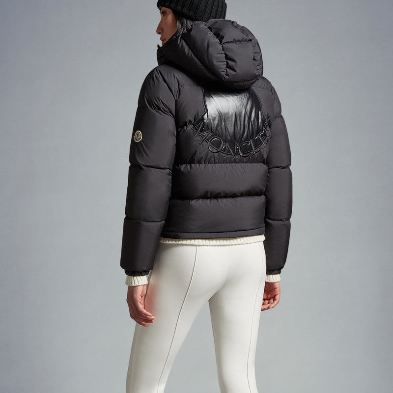 Ebre Short Down Jacket