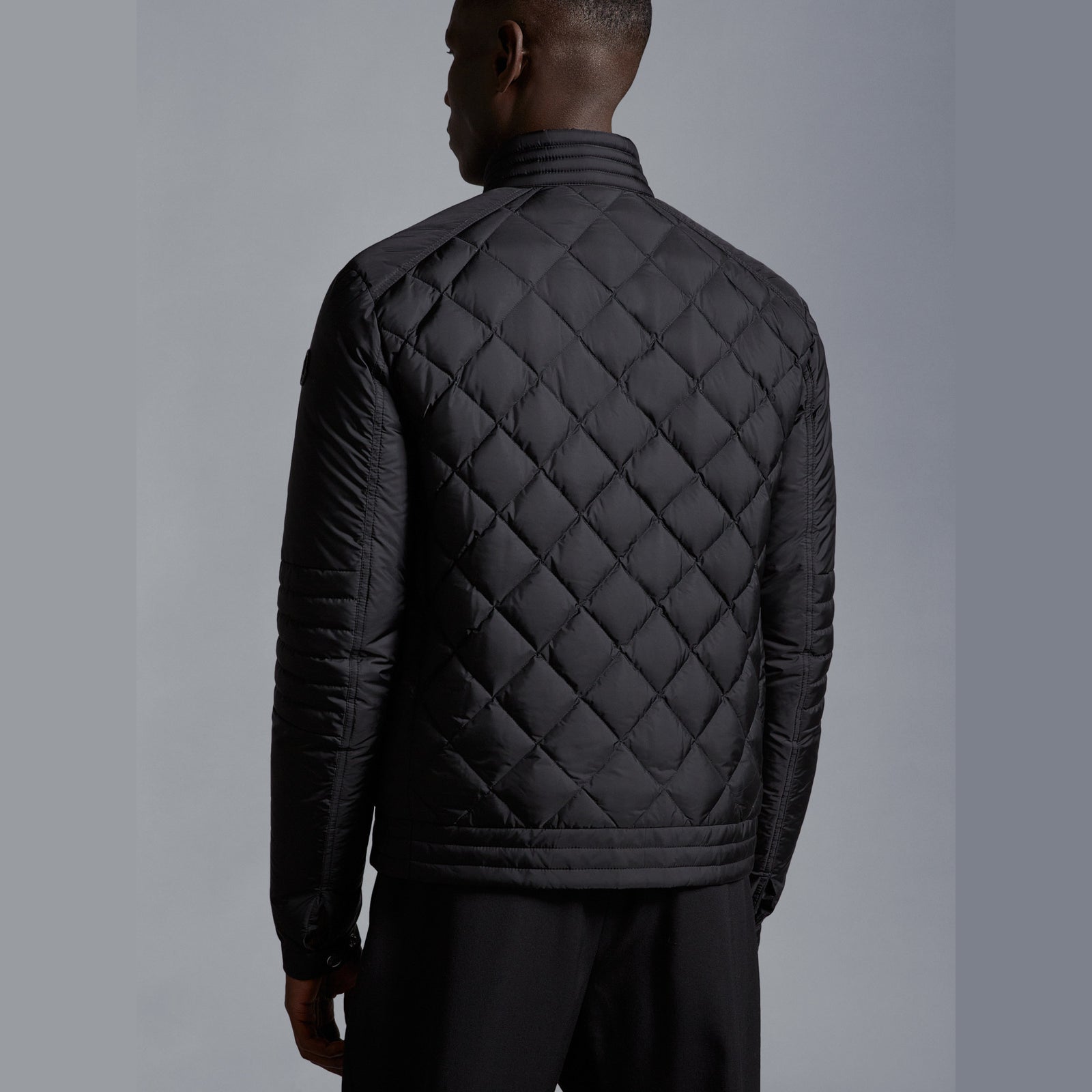 MONCLER Vulpie Short Down Jacket I20911A0018768352999