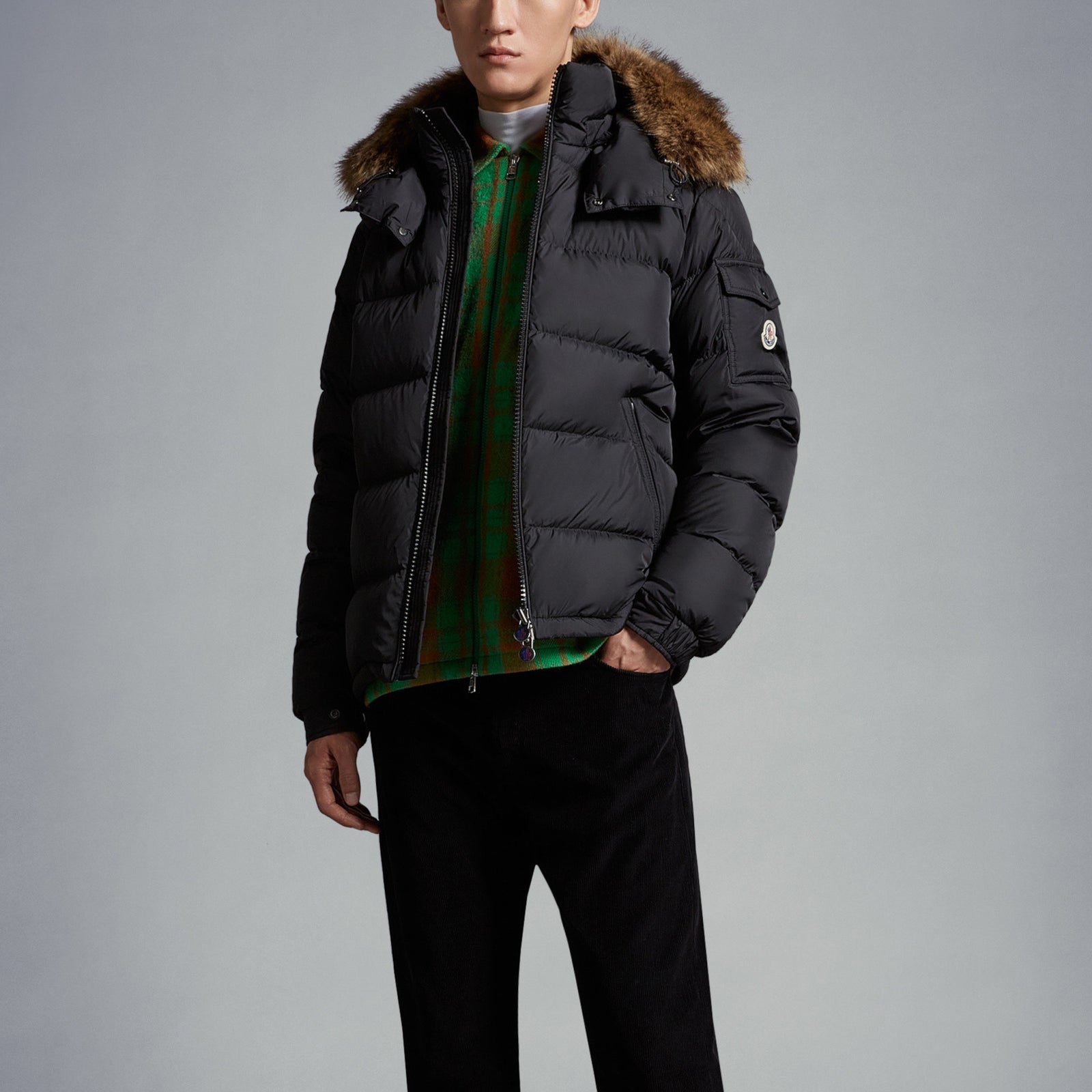 MONCLER直営店 ★Mayaf Short Down Jacket★無料速達 MONCLER Mayaf Short Down Jacket I20911A001985968E742