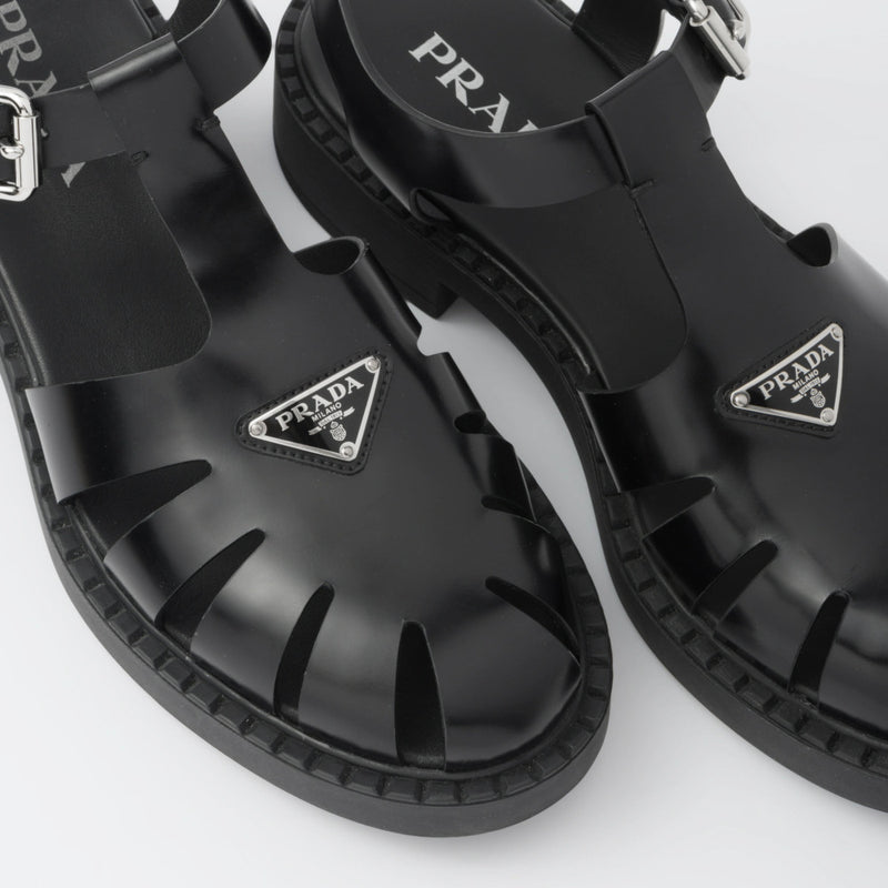 PRADA Brushed leather fisherman sandals – BORDER-GARA
